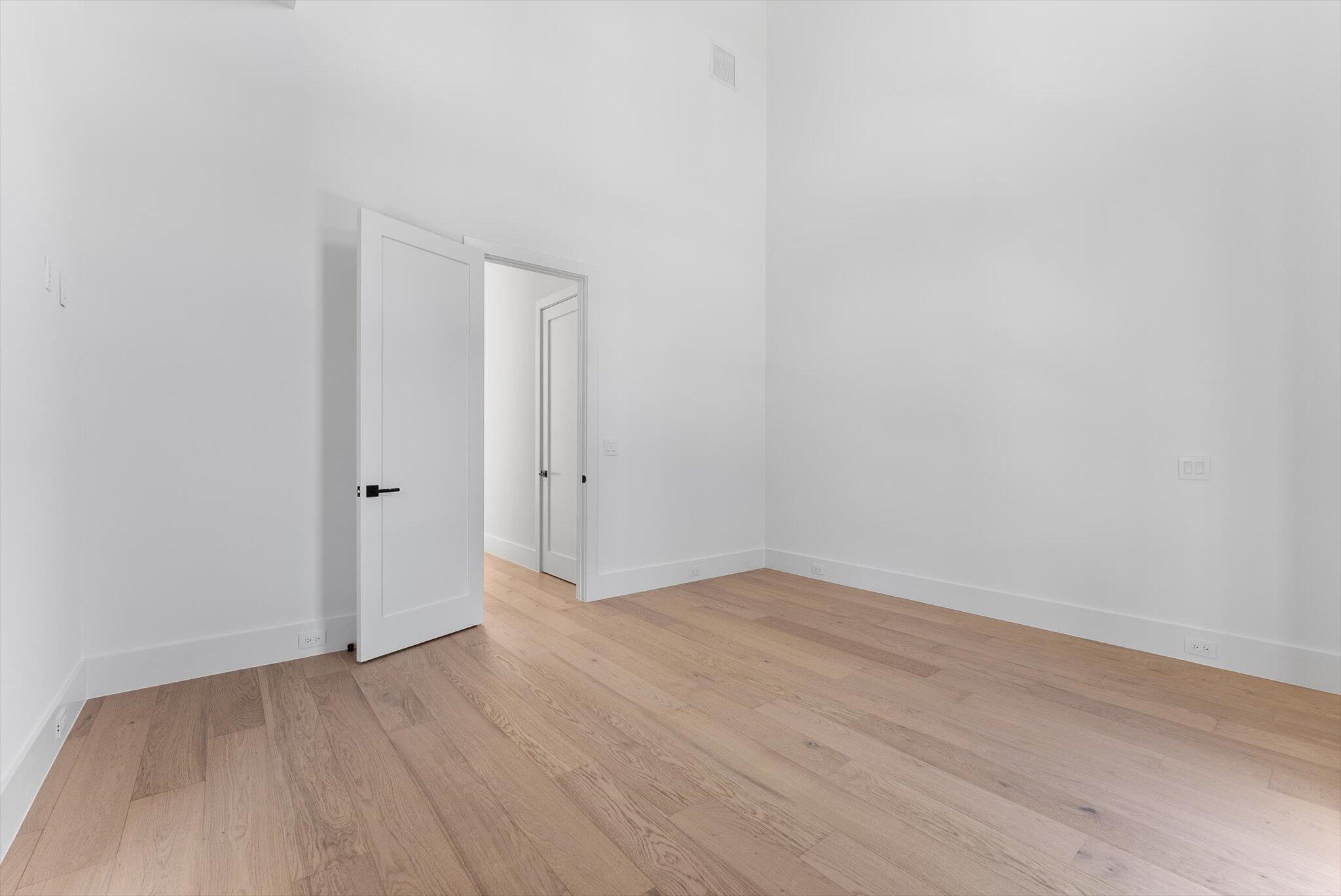 880 Northeast 3rd Avenue Boca Raton, FL 33432 - Photo 69 of 100 a view of an empty room