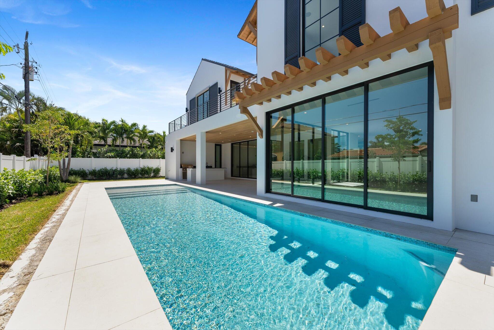 880 Northeast 3rd Avenue Boca Raton, FL 33432 - Photo 85 of 100 Pool