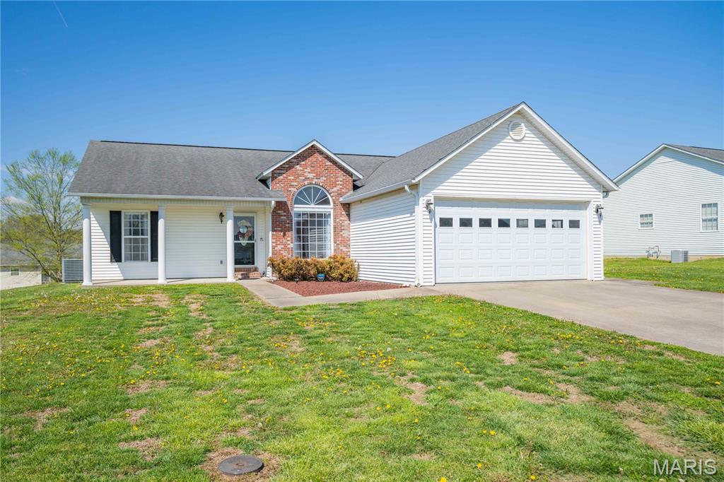 156 Glen Drive Jackson, MO 63755 - Photo 3 of 39