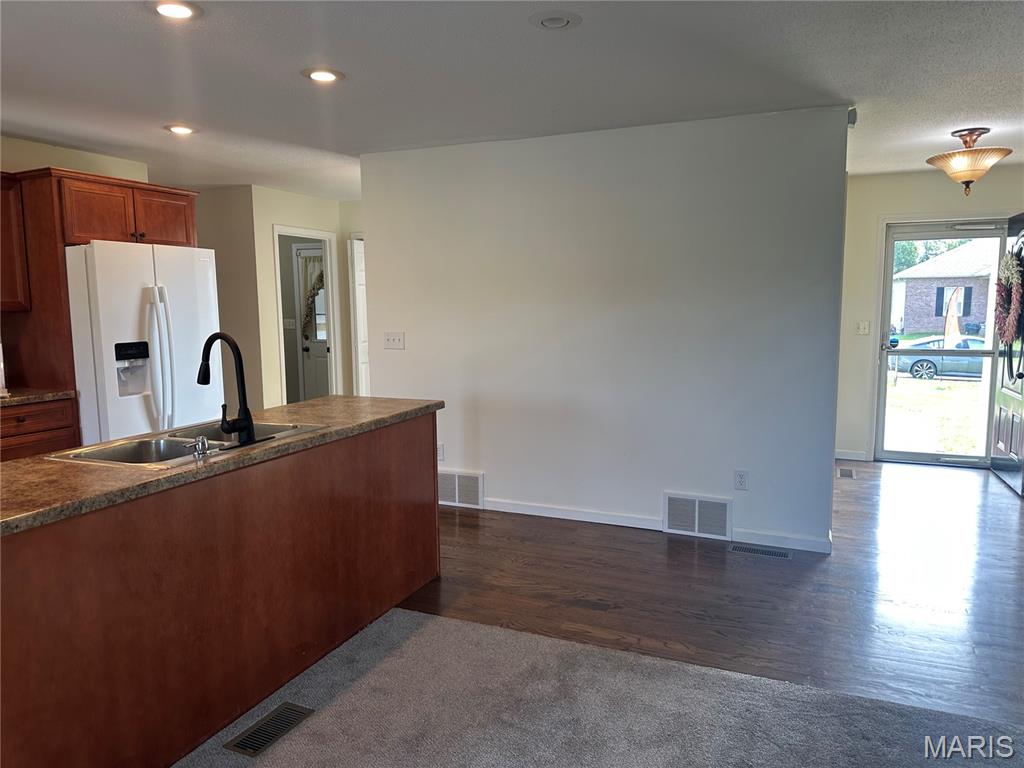 156 Glen Drive Jackson, MO 63755 - Photo 8 of 39