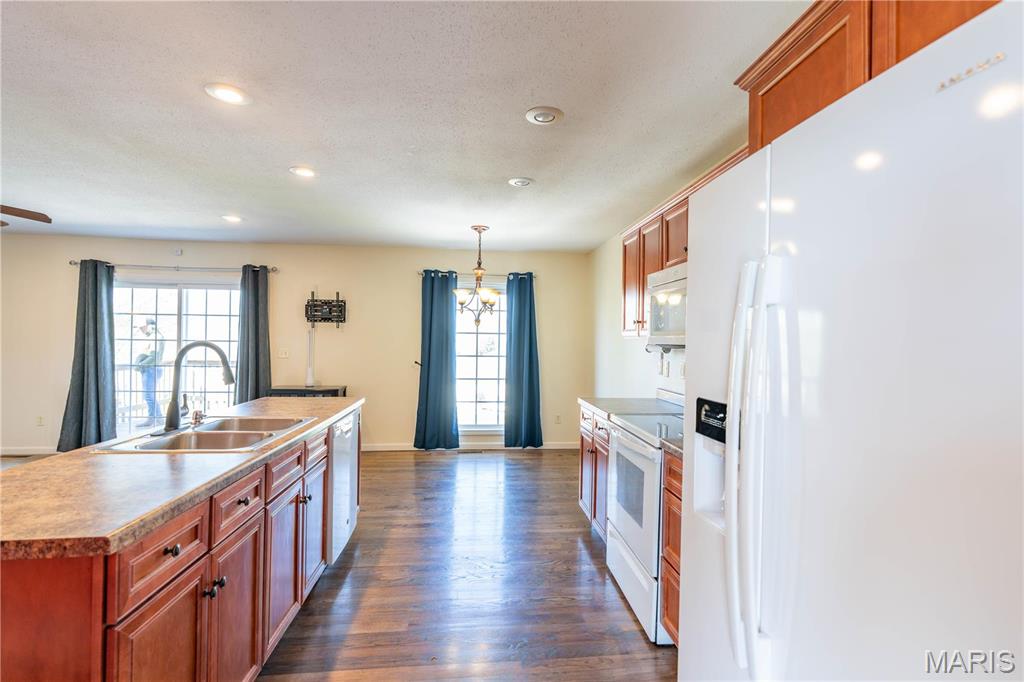 156 Glen Drive Jackson, MO 63755 - Photo 10 of 39