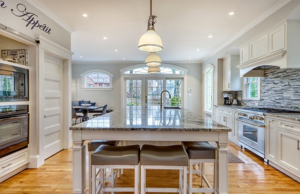 33 Everett Avenue Winchester, MA 01890 - Photo 15 of 42