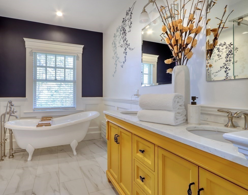 33 Everett Avenue Winchester, MA 01890 - Photo 28 of 42