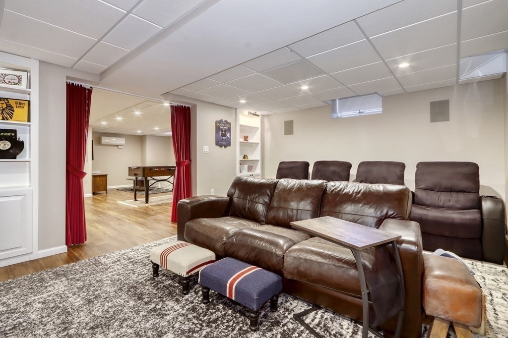 33 Everett Avenue Winchester, MA 01890 - Photo 35 of 42