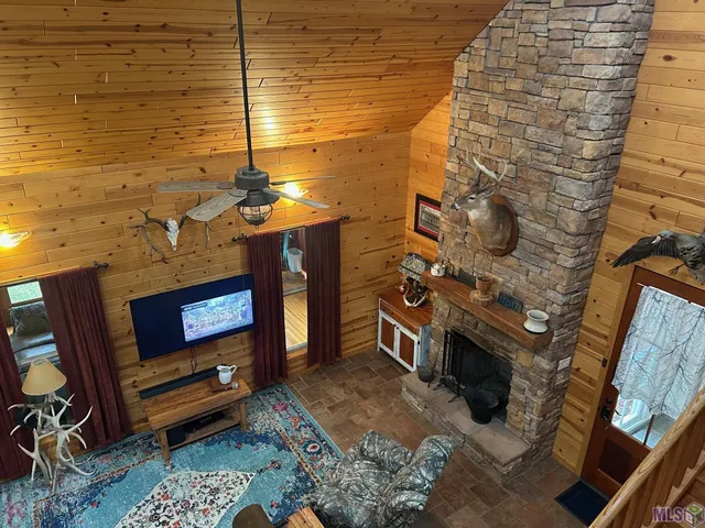 $590,000 | 9288 Rudolph Davis Road, St. Francisville, LA 70775