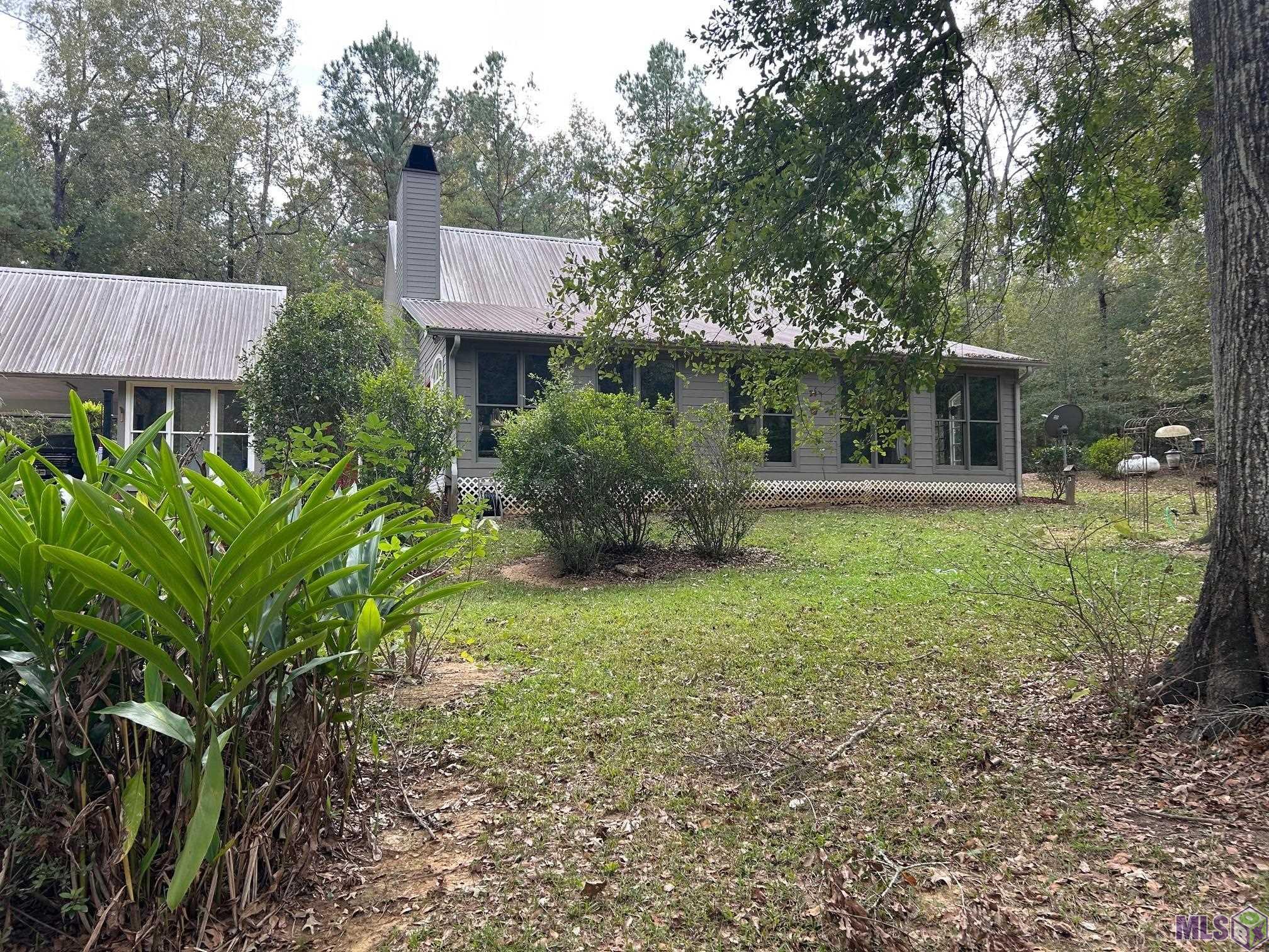 9288 Rudolph Davis Road St. Francisville, LA 70775 - Photo 2 of 18