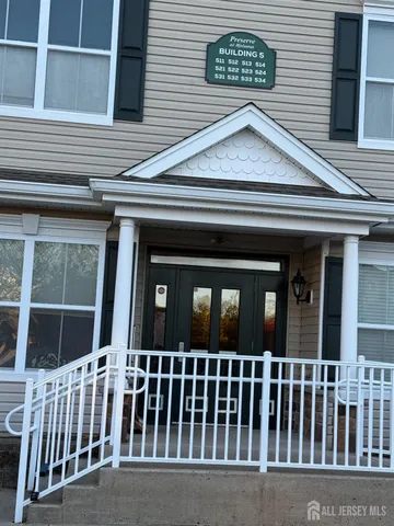 $3,100 | 414 Sloan Court, Matawan, NJ 07747