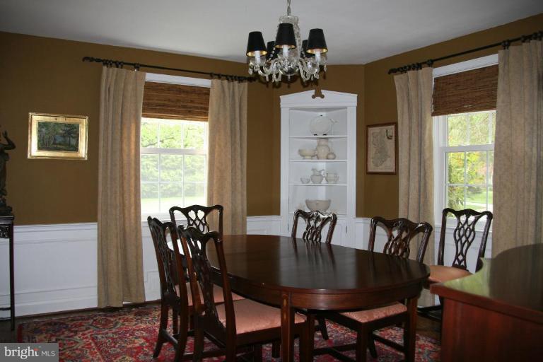 608 Coventry Road Towson, MD 21286 - Photo 11 of 20 Dining Room
