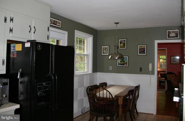 608 Coventry Road Towson, MD 21286 - Photo 9 of 20 Kitchen #3
