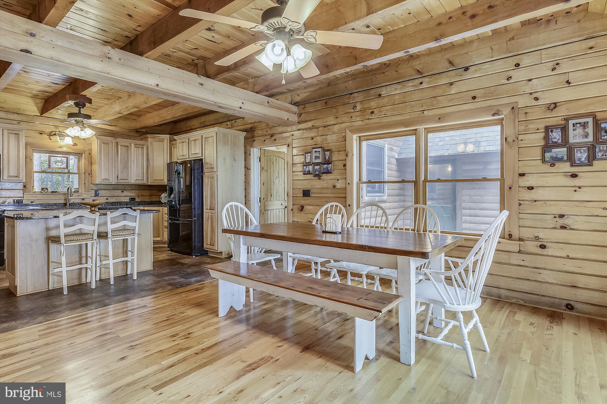 775 Cooks Point Road Cambridge, MD 21613 - Photo 25 of 67 Kitchen and dining area