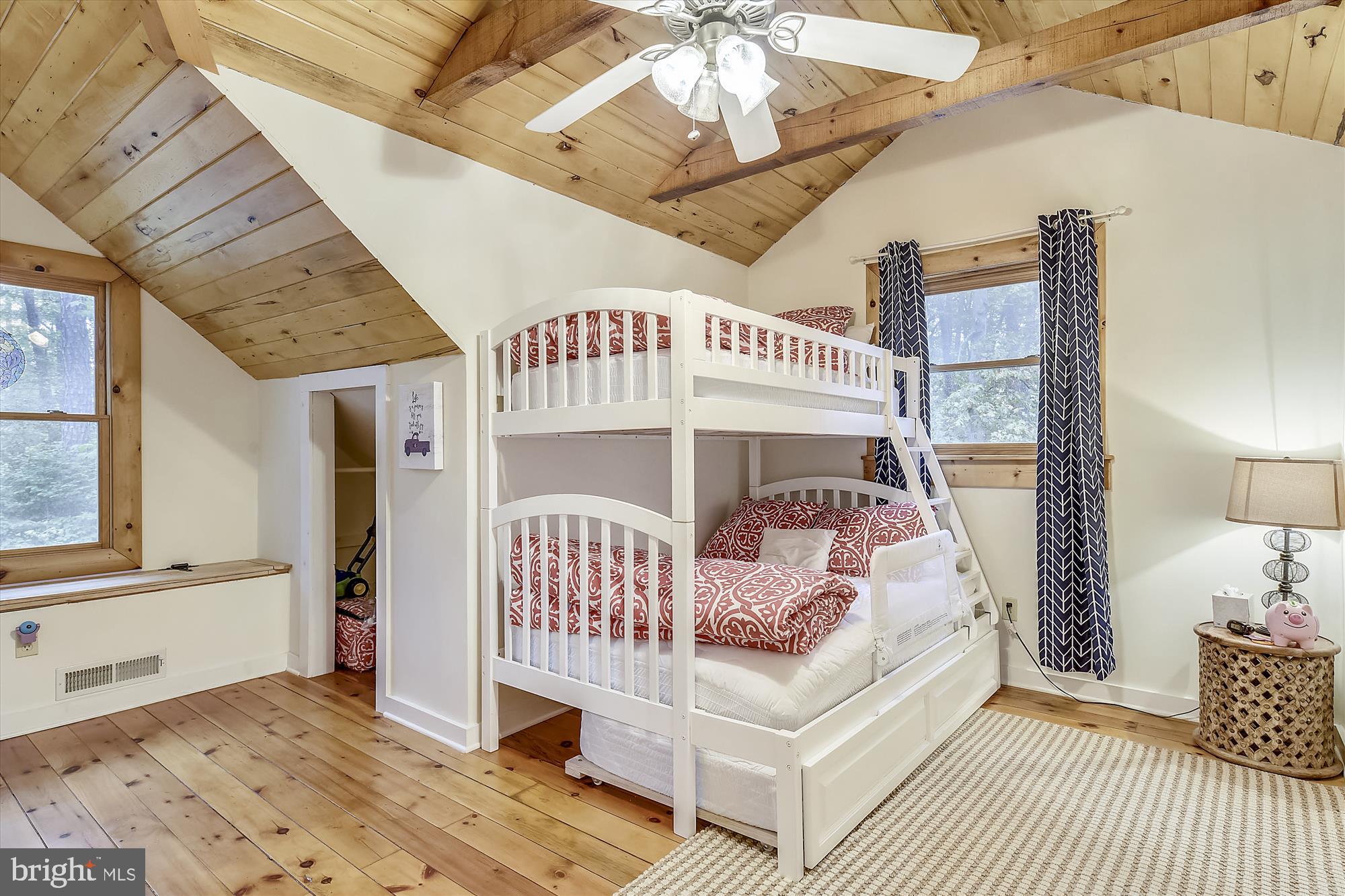 775 Cooks Point Road Cambridge, MD 21613 - Photo 51 of 67 Upstairs bedroom