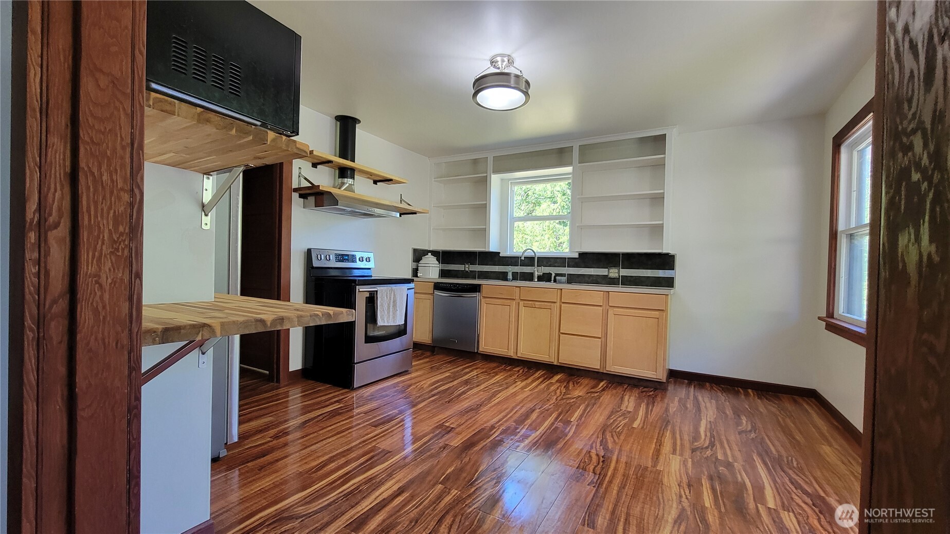 18661 Renton-Maple Vly Road Maple Valley, WA 98038 - Photo 20 of 32