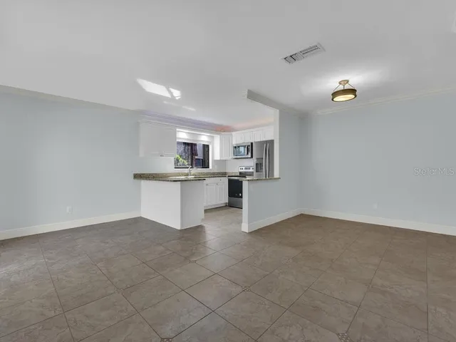 $264,900 | 1450 Park Shore Circle, Unit 3, Fort Myers, FL 33901