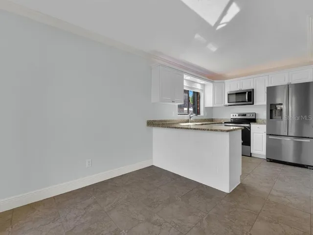 $264,900 | 1450 Park Shore Circle, Unit 3, Fort Myers, FL 33901