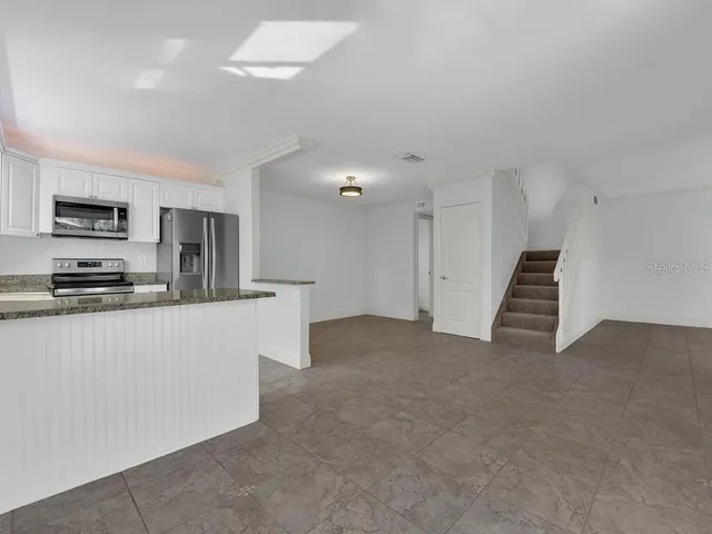 $264,900 | 1450 Park Shore Circle, Unit 3, Fort Myers, FL 33901