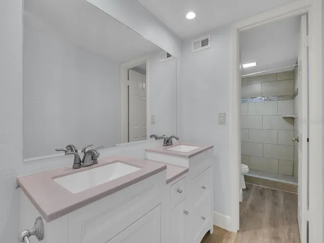 $264,900 | 1450 Park Shore Circle, Unit 3, Fort Myers, FL 33901