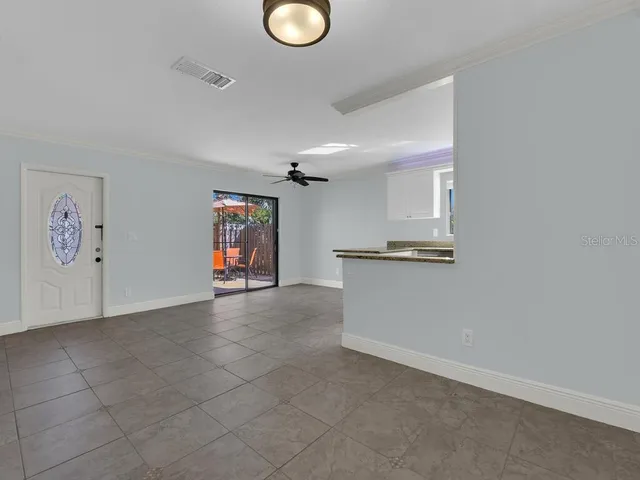 $264,900 | 1450 Park Shore Circle, Unit 3, Fort Myers, FL 33901