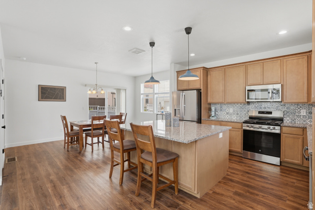 11728 South Rini Road South Jordan, UT 84009 - Photo 6 of 34