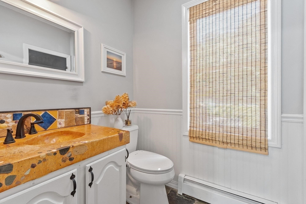189 Beaman Road Princeton, MA 01541 - Photo 15 of 36