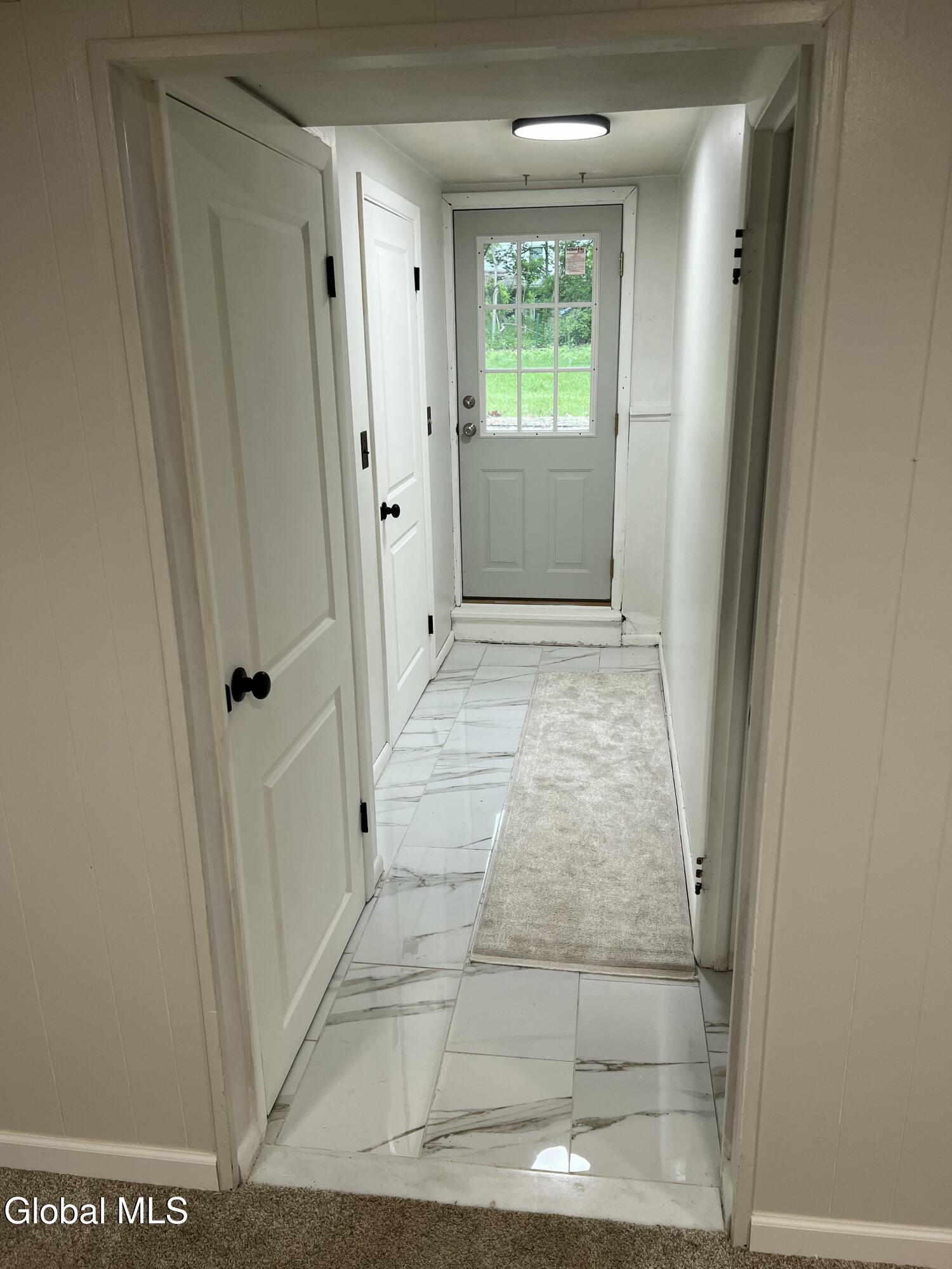 14 Rosemere Road Ballston, NY 12019 - Photo 13 of 21 20260527_105942784_iOS