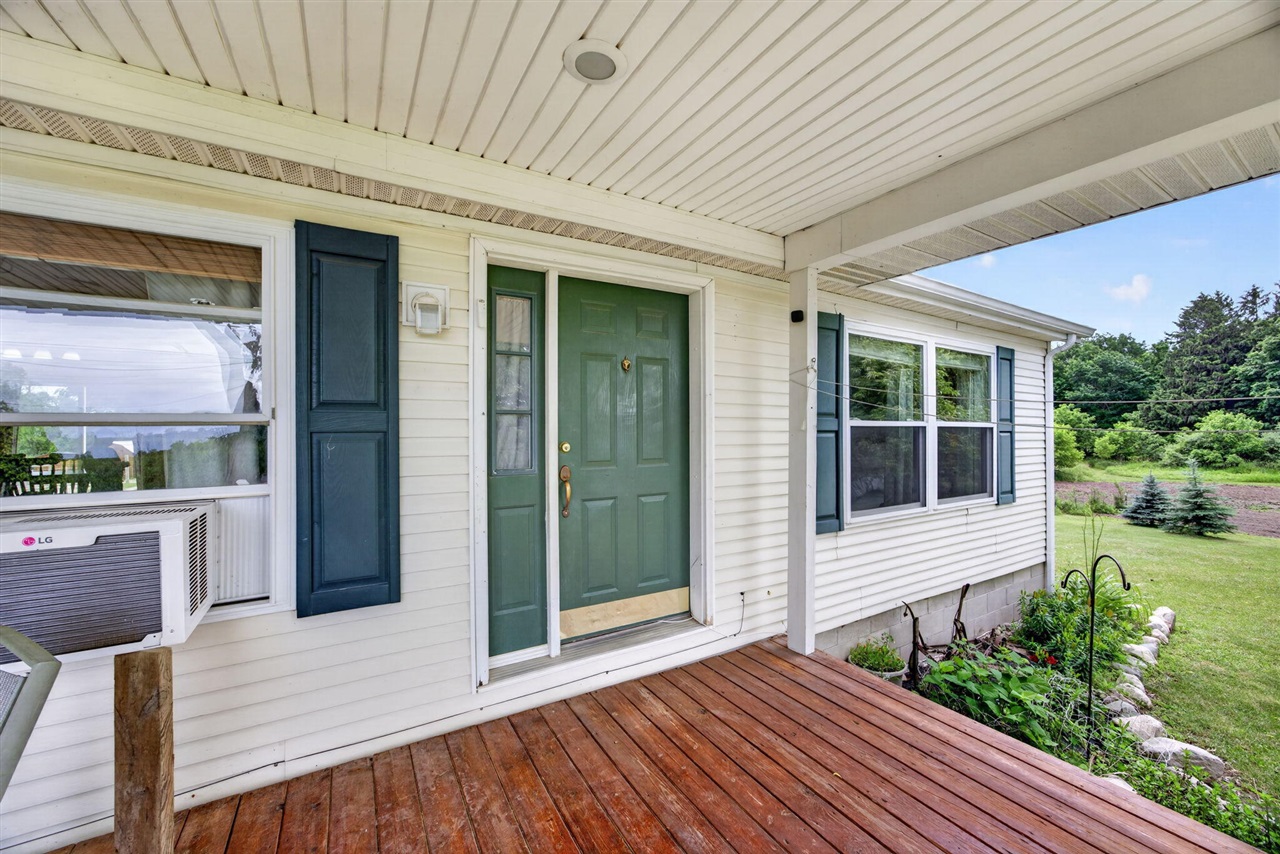 5110 North Cedar Lake Road Edmore, MI 48829 - Photo 17 of 51