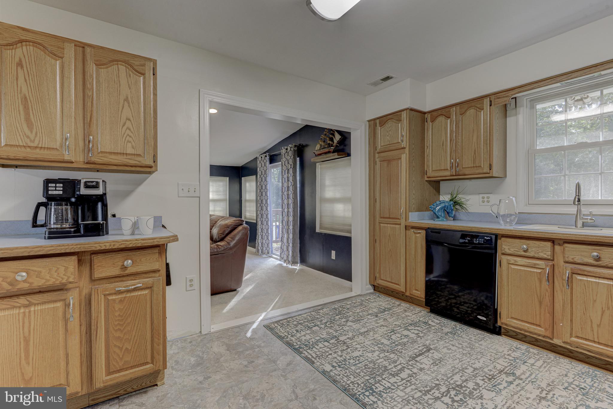 1587 Colony Road Pasadena, MD 21122 - Photo 7 of 40 Gallery Image 7
