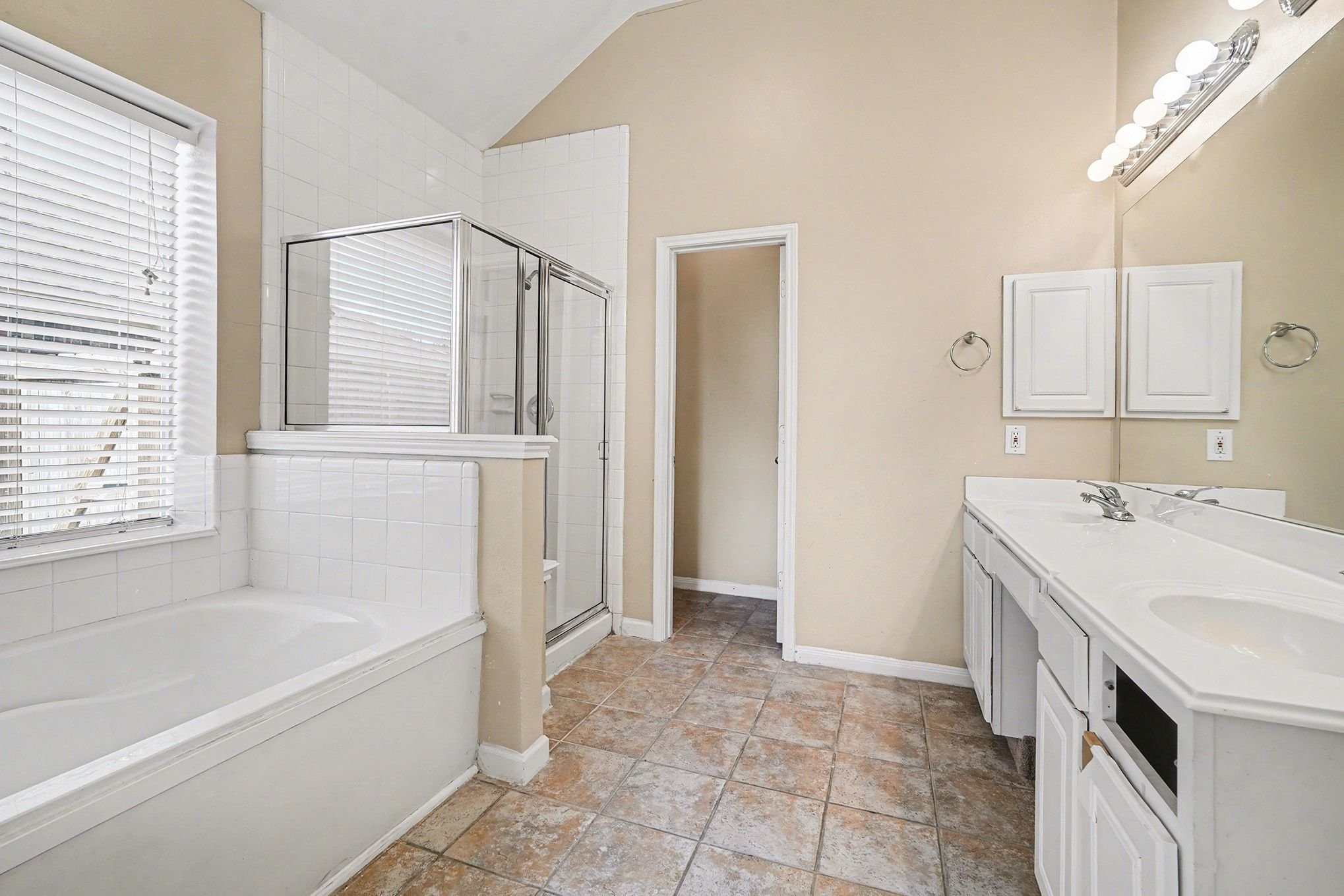 17207 Rancho Verde Way Houston, TX 77095 - Photo 16 of 31