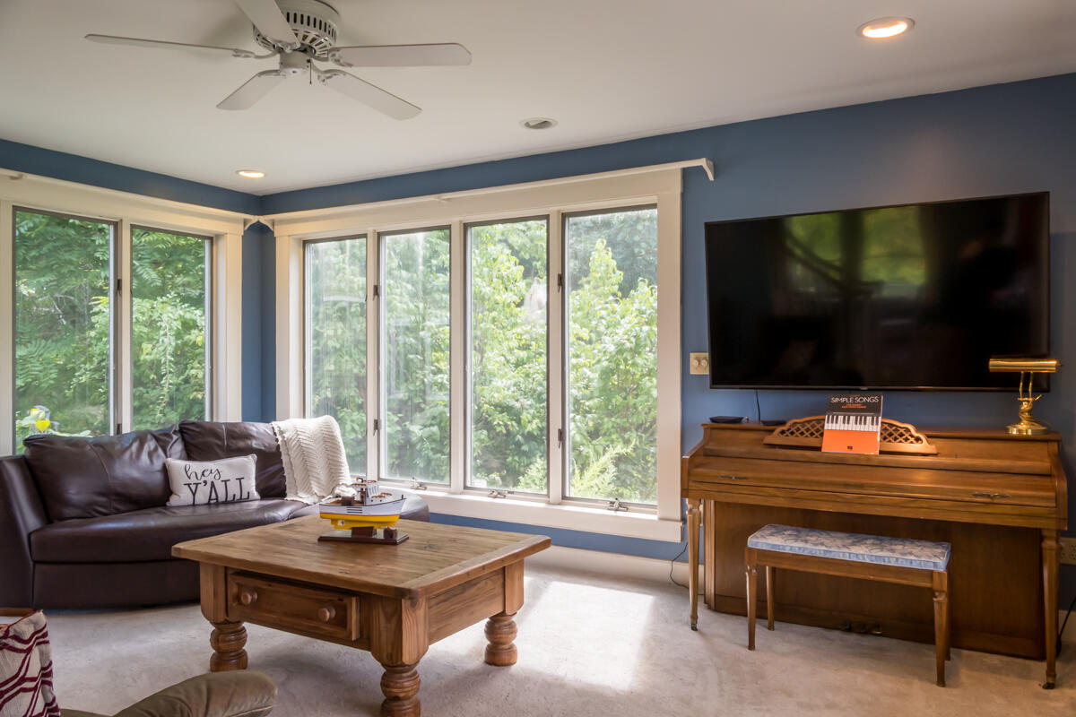 69 Beech Hill Road Freeport, ME 04032 - Photo 21 of 54 12-Living room (1 of 3)