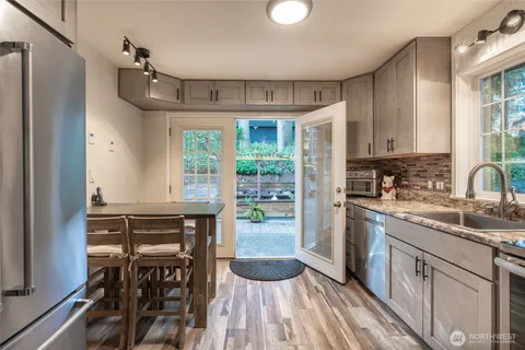 $750,000 | 2735 Northeast 103rd Street, Seattle, WA 98125