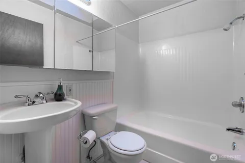 $750,000 | 2735 Northeast 103rd Street, Seattle, WA 98125