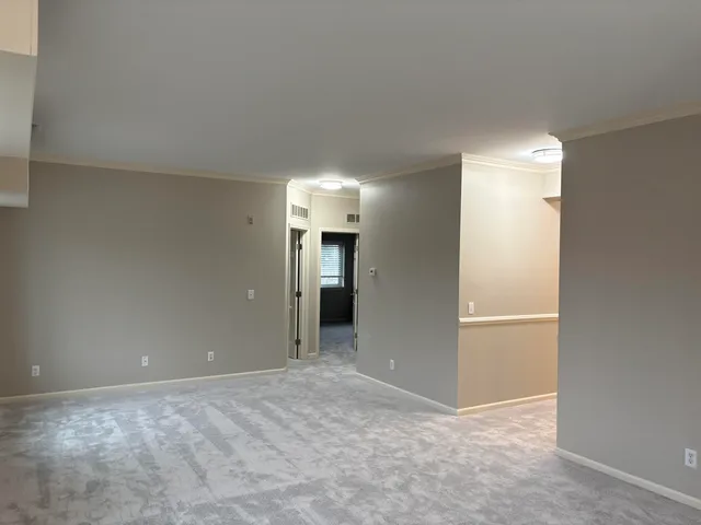 $1,600 | 227 Main Street, Belleville, MI 48111