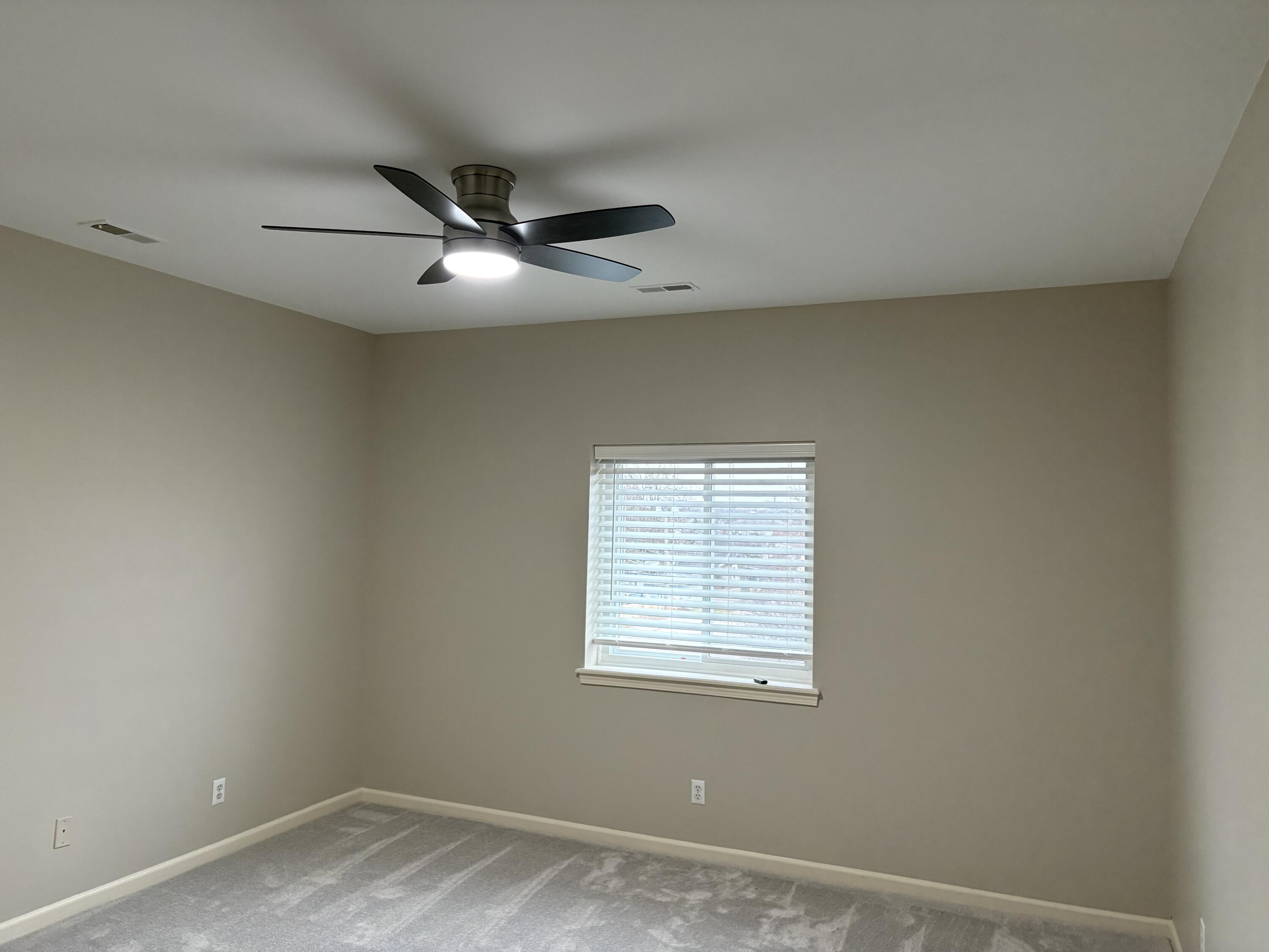 227 Main Street Belleville, MI 48111 - Photo 9 of 16 IMG_3973