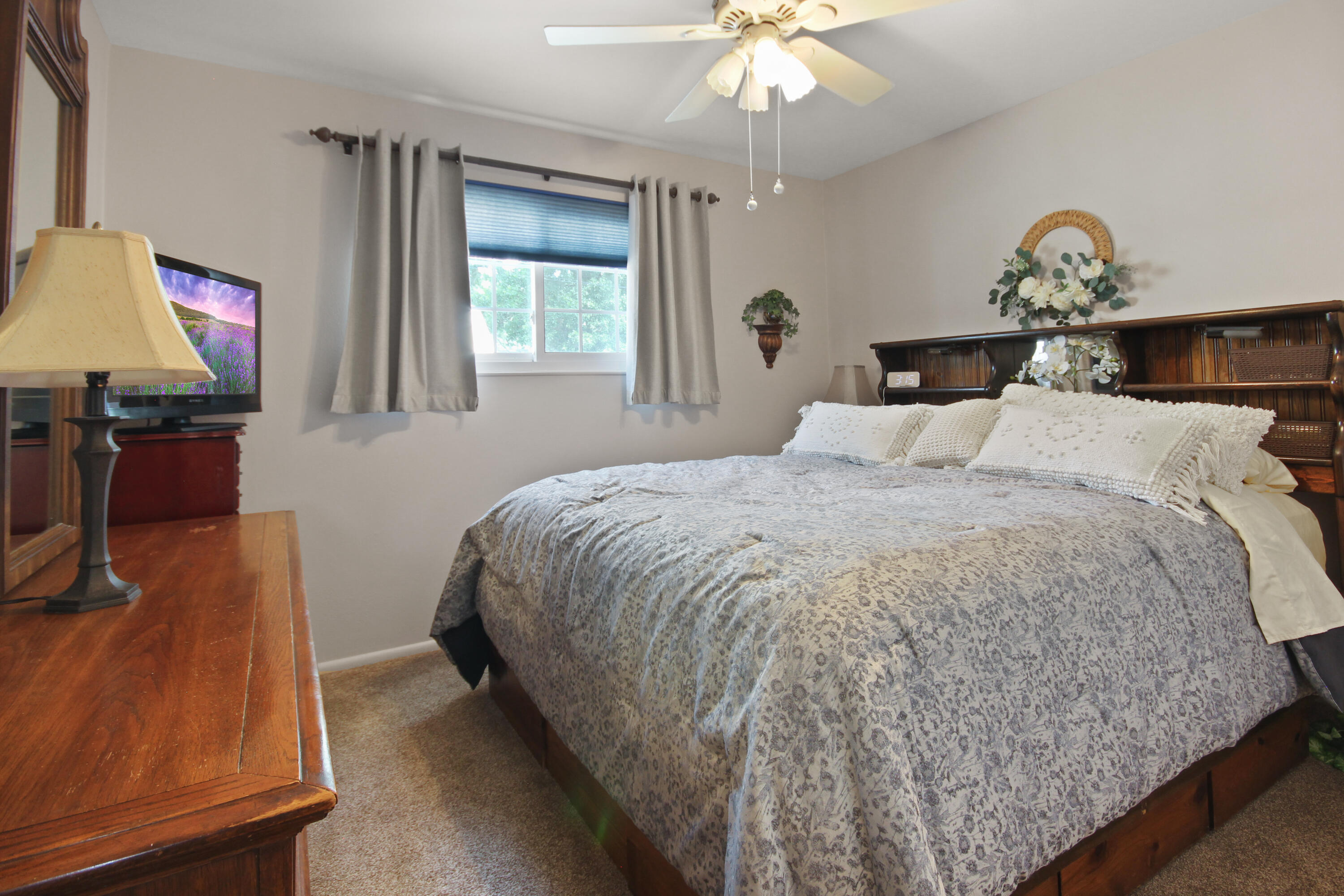1015 North Rensselaer Street Griffith, IN 46319 - Photo 11 of 17 3000x2000