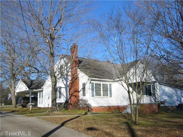 117 Spring Garden Circle High Point, NC 27260 - Photo 1 of 10 Exterior Front.