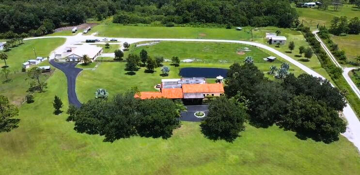 9999 Northeast 120th Street Okeechobee, FL 34972 - Photo 5 of 100 1eb4bb20-5813-44c3-a2e3-82bed6ca221f