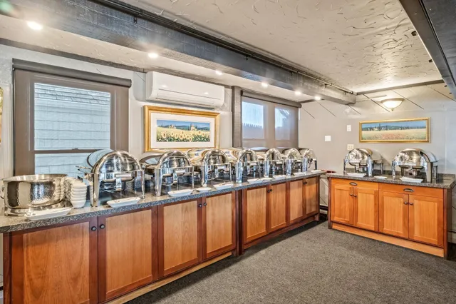 $2,275,000 | 539 Commercial Street, Unit 1, Provincetown, MA 02657