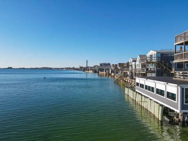 $2,275,000 | 539 Commercial Street, Unit 1, Provincetown, MA 02657