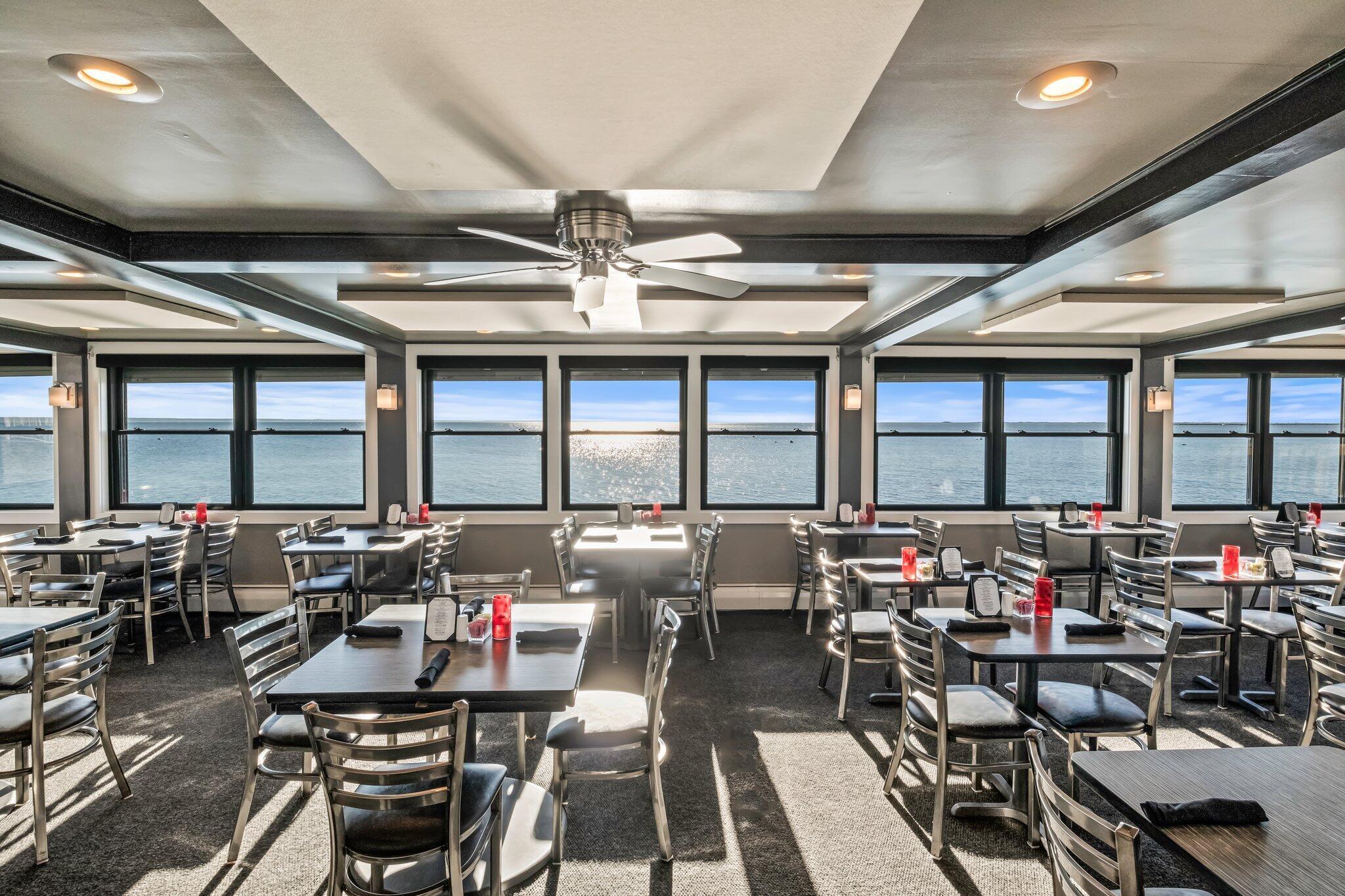 539 Commercial Street, Unit 1 Provincetown, MA 02657 - Photo 9 of 21 photo_online_009