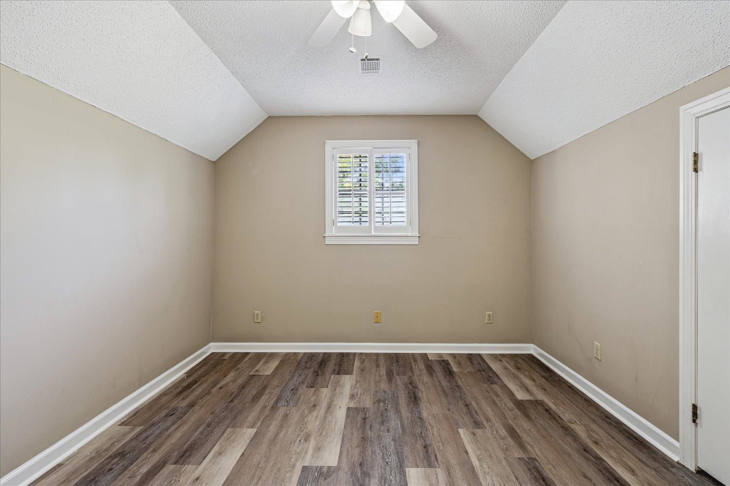 2132 Williams Switch Road Ripley, TN 38063 - Photo 23 of 33 upstairs