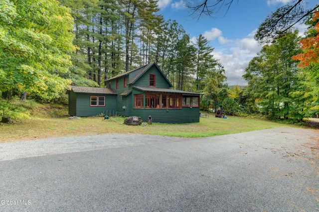 $719,000 | 39 Cedar Lane, Lake George, NY 12845