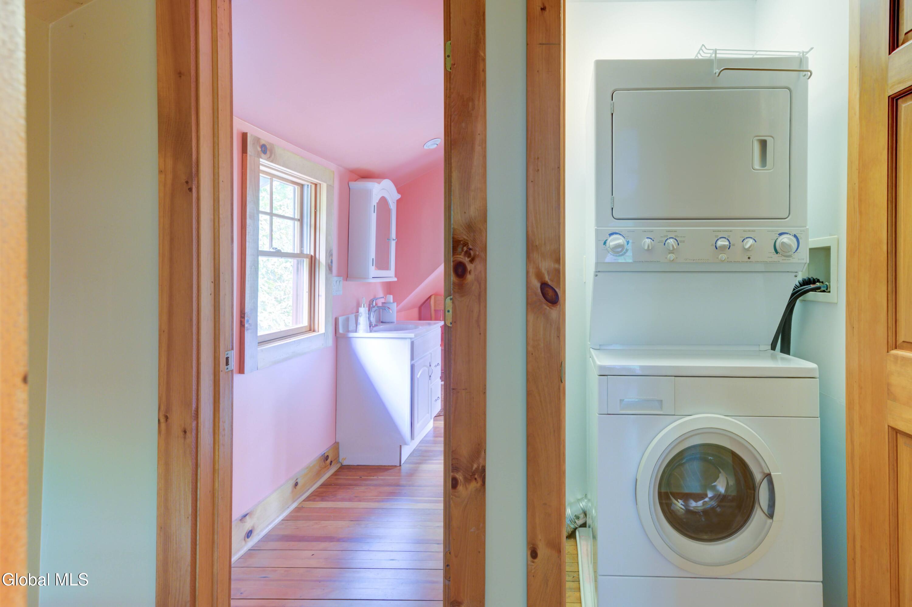 39 Cedar Lane Lake George, NY 12845 - Photo 45 of 47 39 Cedar Ln-36