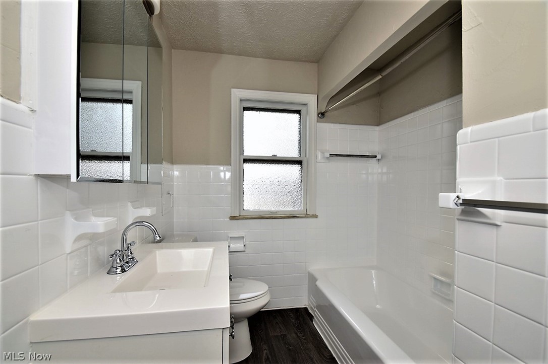 3814 Bainbridge Road Cleveland Heights, OH 44118 - Photo 20 of 35