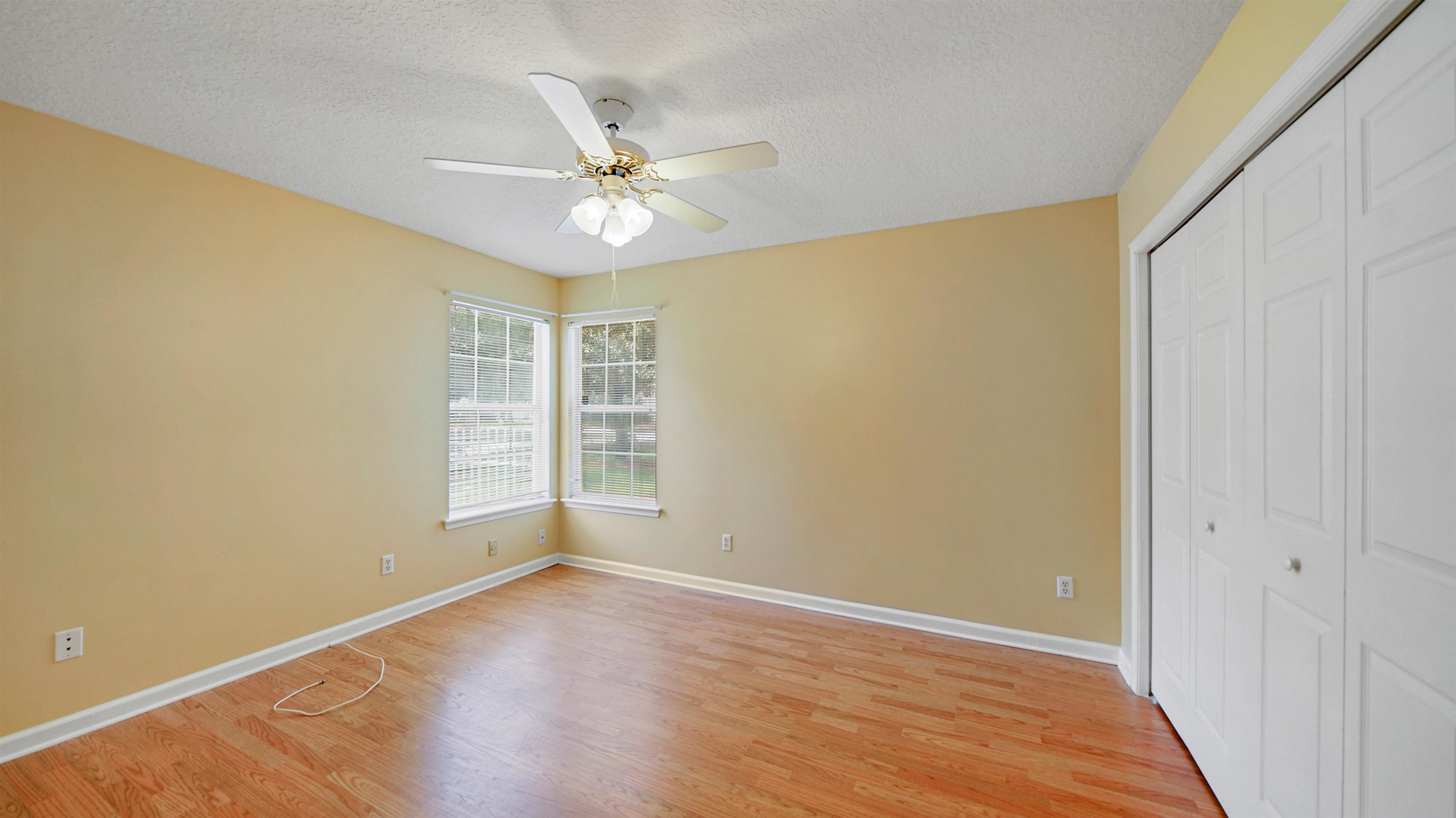 7849 Rittenhouse Lane Jacksonville, FL 32256 - Photo 28 of 50 a view of an empty room with a window