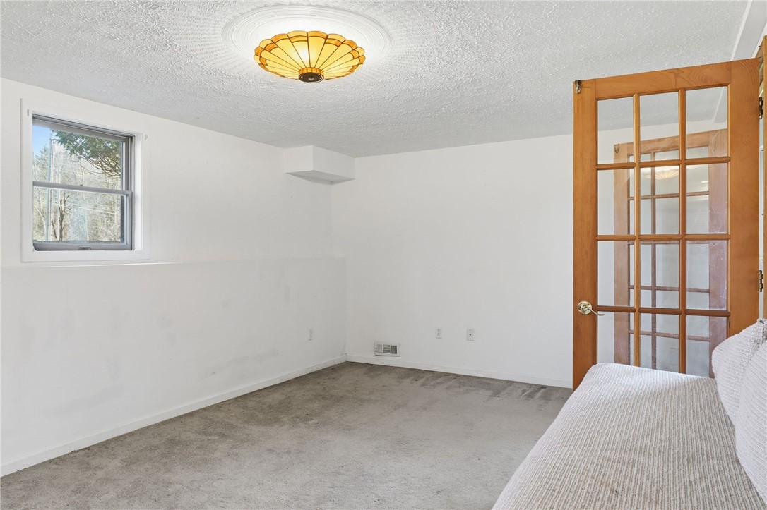 63 Pine Hill Road Parma, NY 14559 - Photo 29 of 50