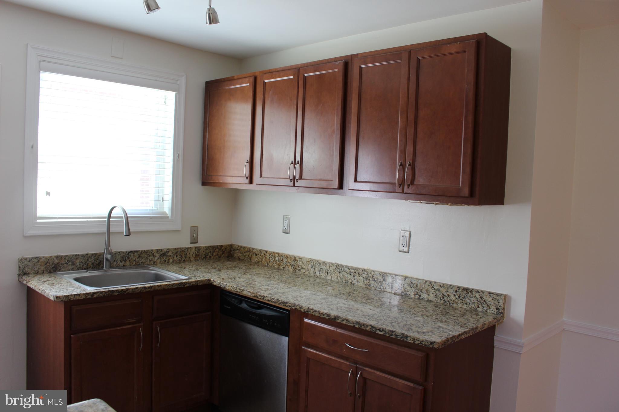 408 Hannes Street Silver Spring, MD 20901 - Photo 4 of 16