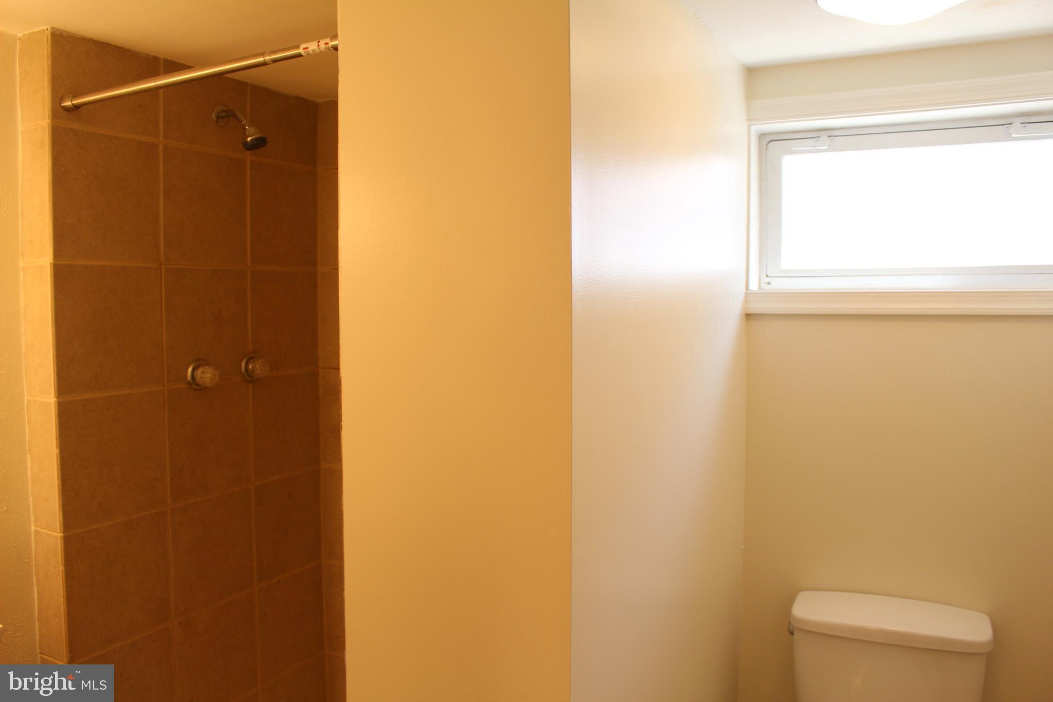 408 Hannes Street Silver Spring, MD 20901 - Photo 9 of 16