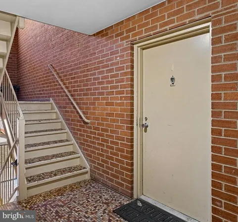 $1,650 | 125 Southwest Clubhouse Drive Southwest, Unit 4, Leesburg, VA 20175