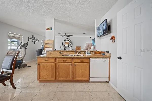 $2,700 | 3304 Amberley Park Circle, Kissimmee, FL 34743