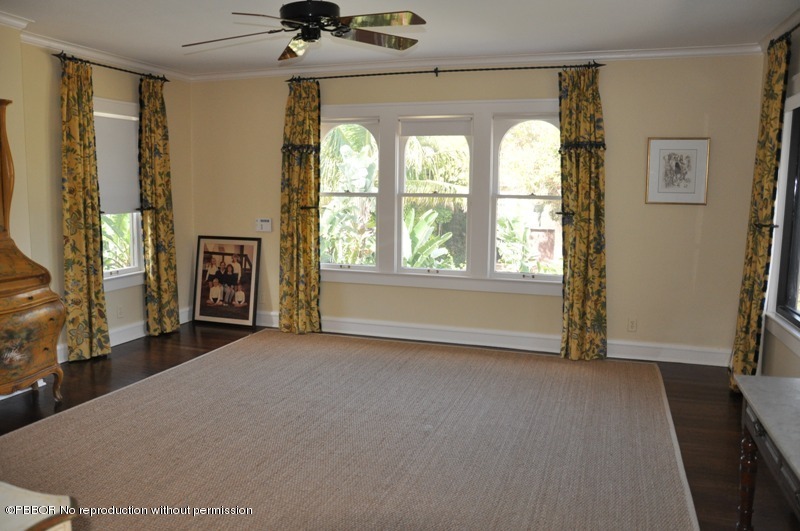 196 Valencia Road West Palm Beach, FL 33401 - Photo 18 of 25 Guest Bedroom