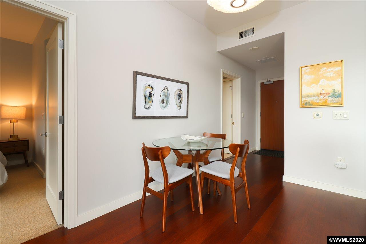 1025 Northwest Couch Street Portland, OR 97209 - Photo 14 of 22
